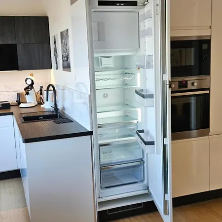 Penthouse With An Amazing Kitchen And View Appartamento Reval