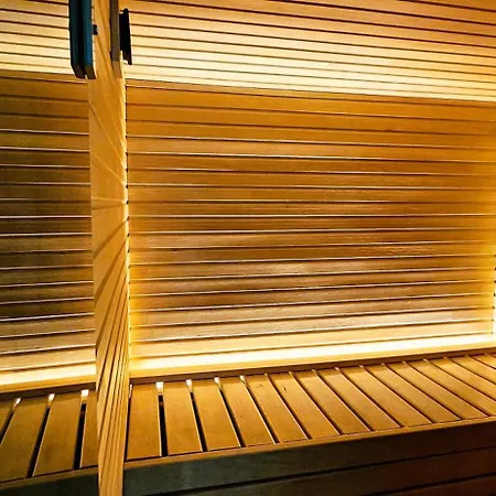 Апартаменти Penthouse With An Amazing Kitchen And View Таллінн