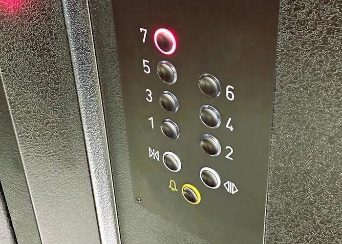 Penthouse With An Amazing Kitchen And View