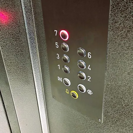 Penthouse With An Amazing Kitchen And View